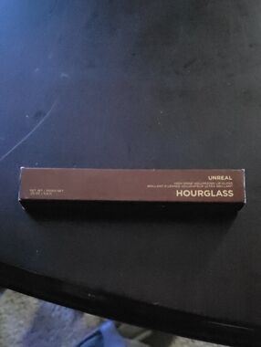 Hourglass Unreal High-Shine Lip Gloss — Halo